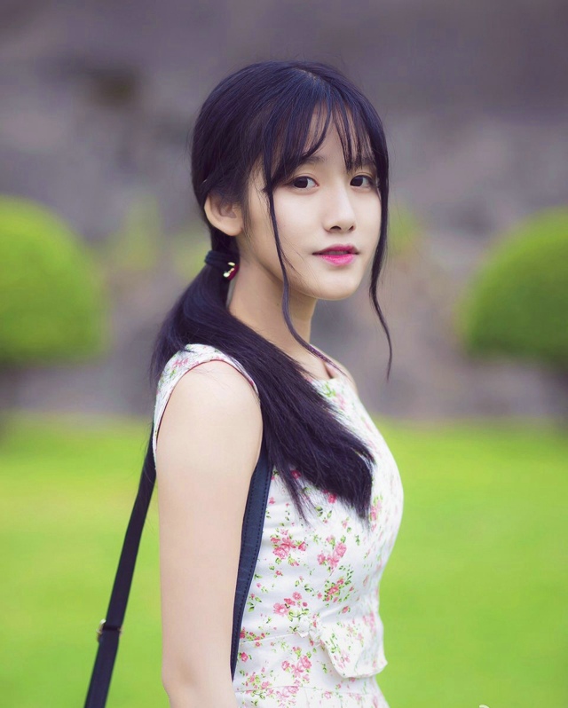 三高女擒拿低配男